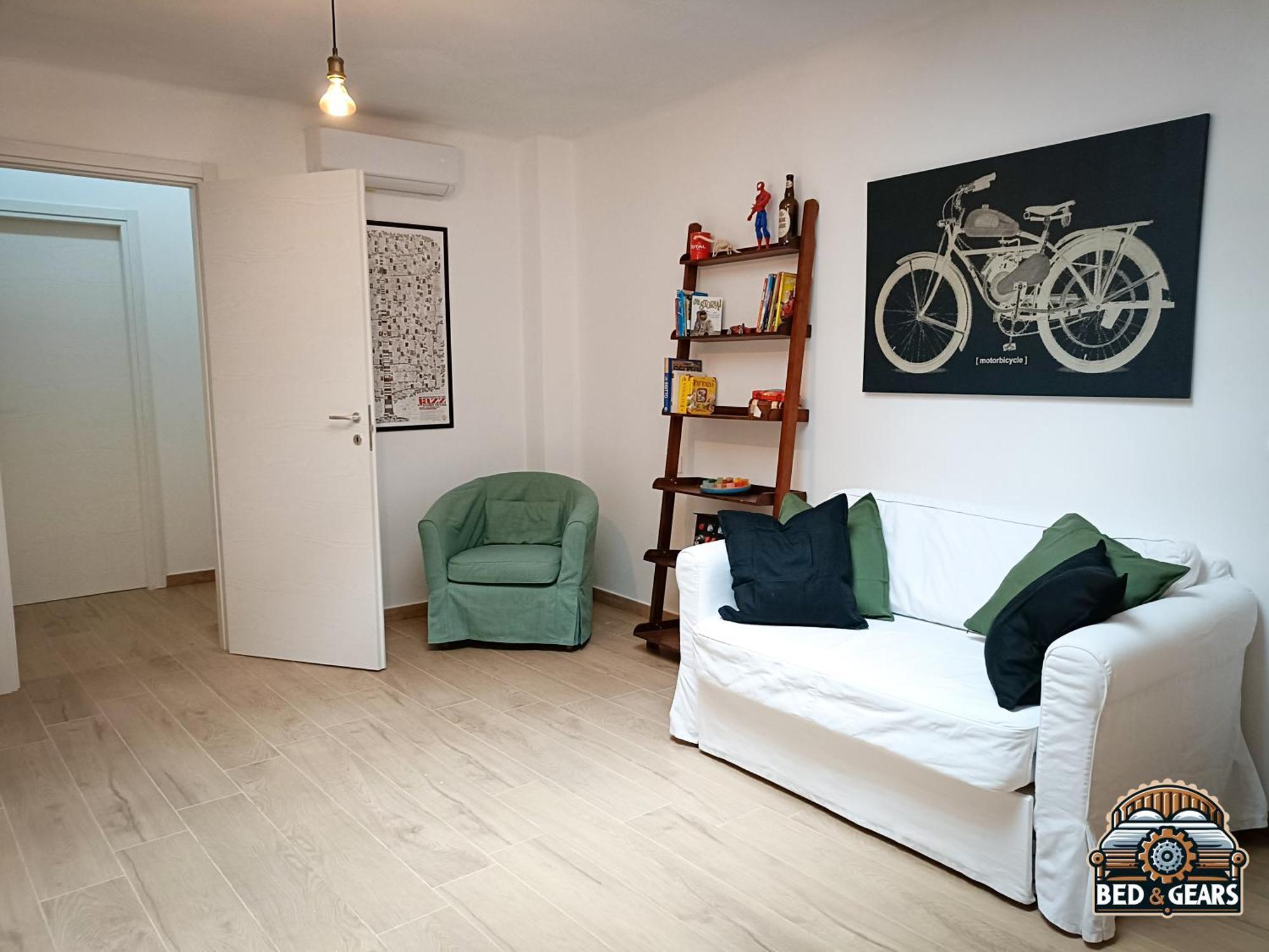 바리 Bed And Gears - Industrial Design Loft 아파트 외부 사진